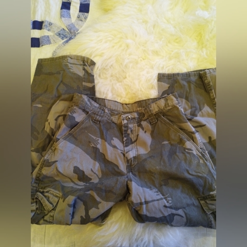Wrangler 29x30 Camo Cargo Pants 100% Cotton